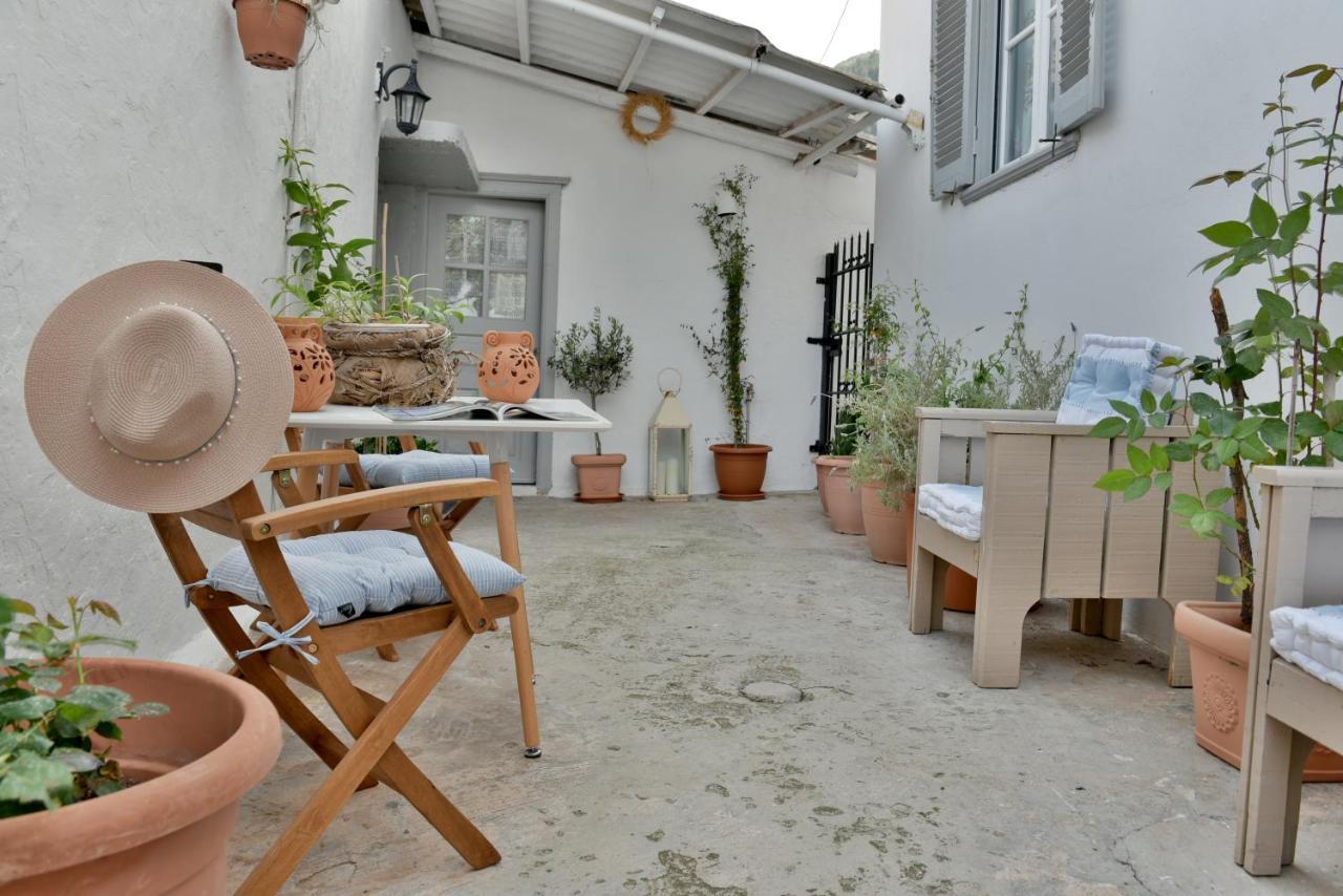 Grandmas Guest House Hydra  Buitenkant foto