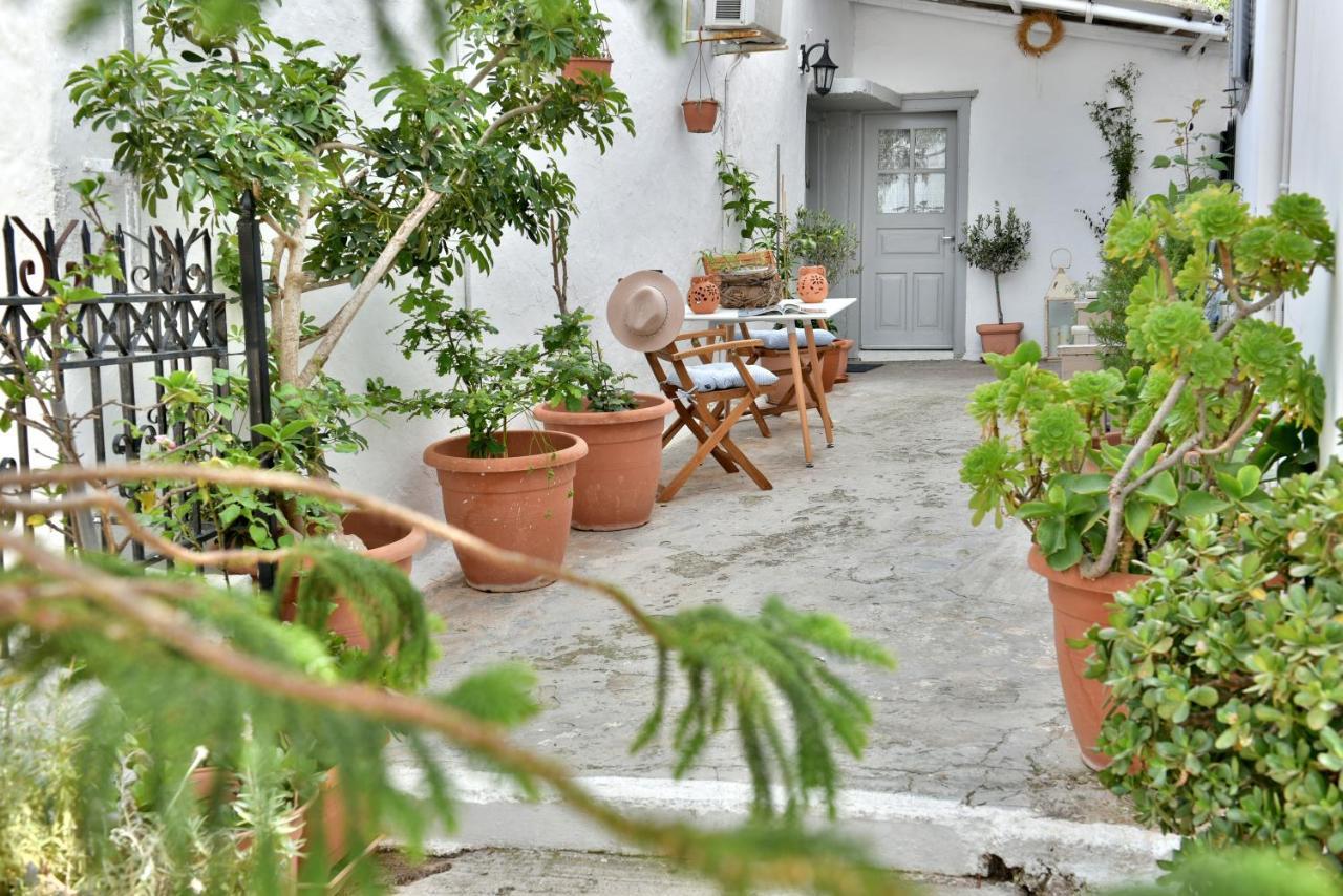Grandmas Guest House Hydra  Buitenkant foto