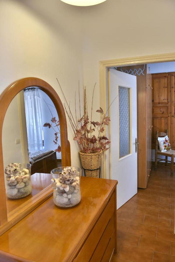 Grandmas Guest House Hydra  Buitenkant foto